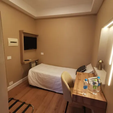 Hotel Fiori Rome Exterior photo